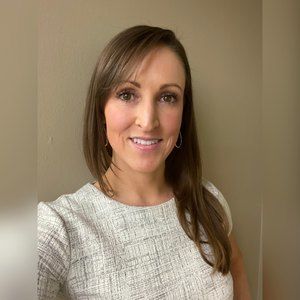 Meet your Posher, Cecilia